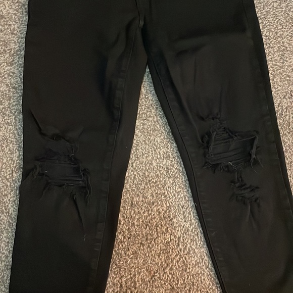 American Eagle Jeans - Picture 3 of 4